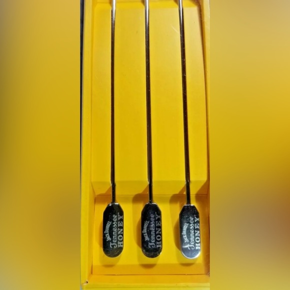 Jack Daniels Honey Cocktail Stir Swizzle Sticks Set of 3 limited edition - Picture 9 of 9